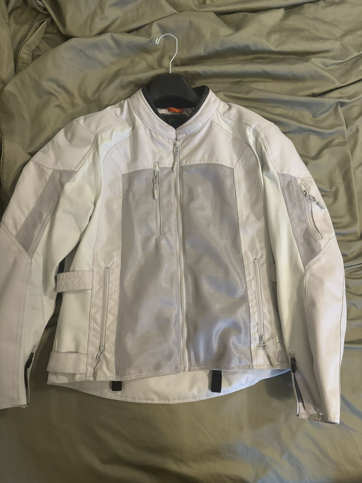 Reax Alta 2 Motorcycle Jacket and Gloves