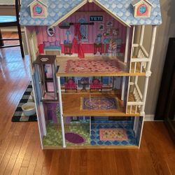Barbie/Doll House