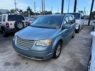 2009 Chrysler Town and Country