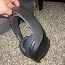 BUNDLE DEAL 🎄 TWO GAMES WITH PS5 HEADSET FOR $85