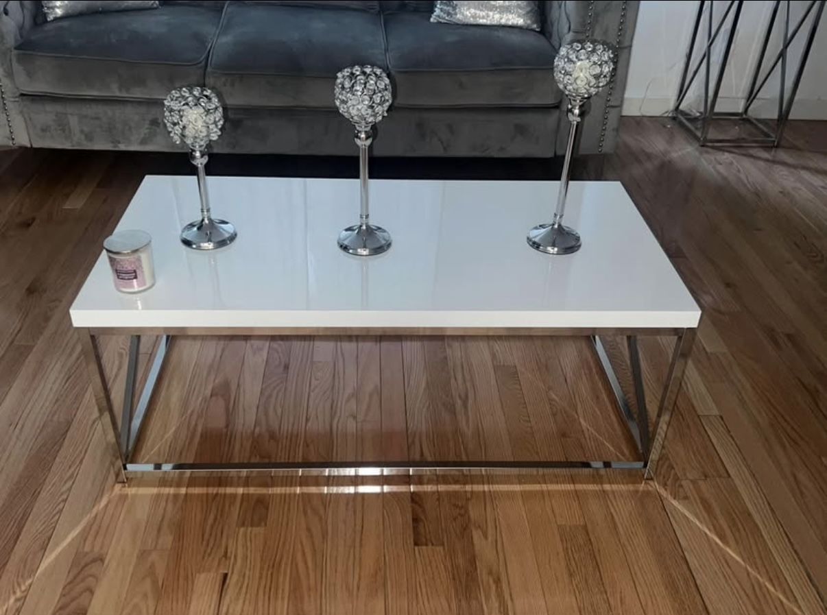 Console table