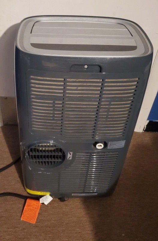 Used..frigidaire air conditioner