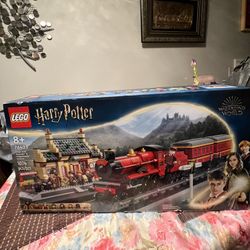 Lego Harry Potter Hogwarts Express & Hogsmead Station Set 76423