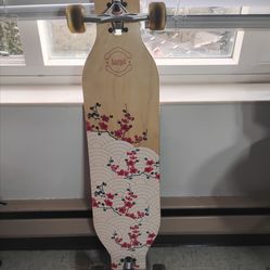 Amrgot longboard