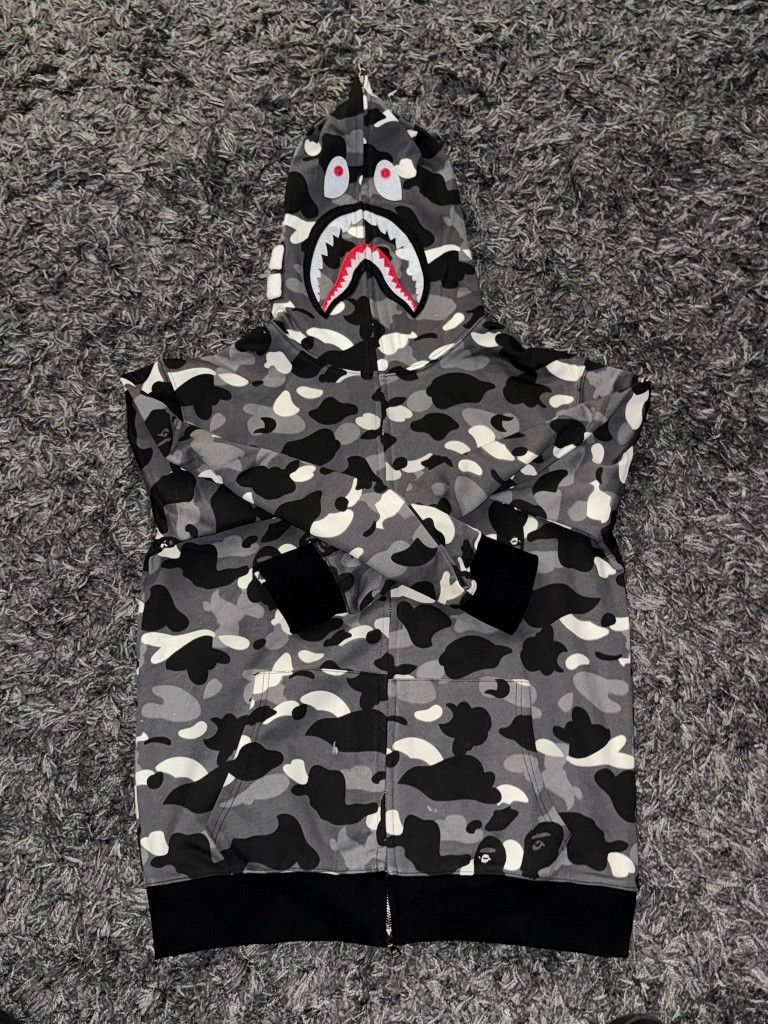 Bape Hoodie Zip Up (Size L)