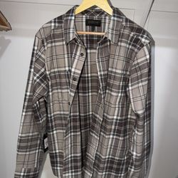 Flannel shirt 