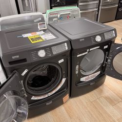 Brand-New Maytag 4.5 cu.ft Front-Load Washer and Front-Load 7.3 cu.ft Gas Dryer Set. Volcano Black