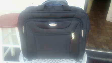 Sansonite con ruedas