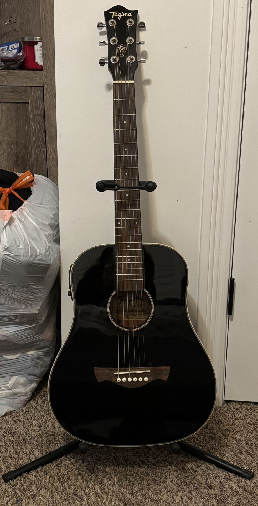 Tagima 3/4 Acoustic Electric Guitar with stand