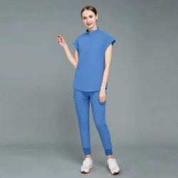 Quality Fitted Scrubs 