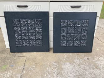 Pair of black wooden tiled leaf medallion wall art decor