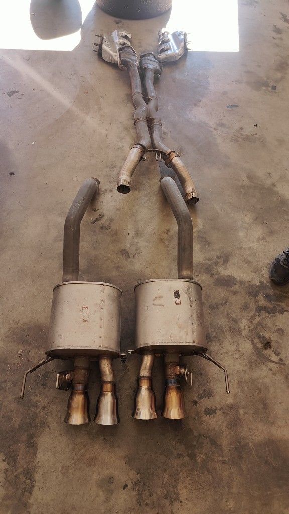 Complete Exhaust System For A C7 Corvette LT1/LT4