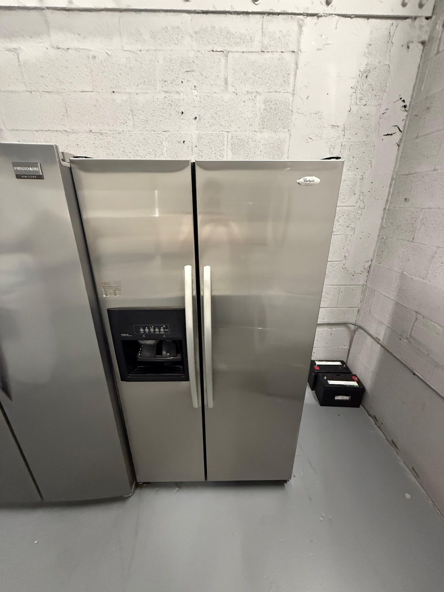 Whirlpool Refrigerator “36 ( Refrigeradores )