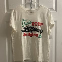 Brand New White Christmas Tee Size L Juniors 