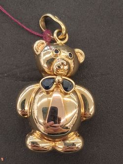 18k, 7.2g, teddy bear pendant,  movable head