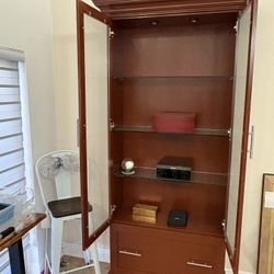Elegant 90" Bookcase – Strong Glass Shelves & Ample Storage