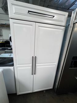 Subzero 42”Built-In Side-by-Side Refrigerator White Panel-Ready