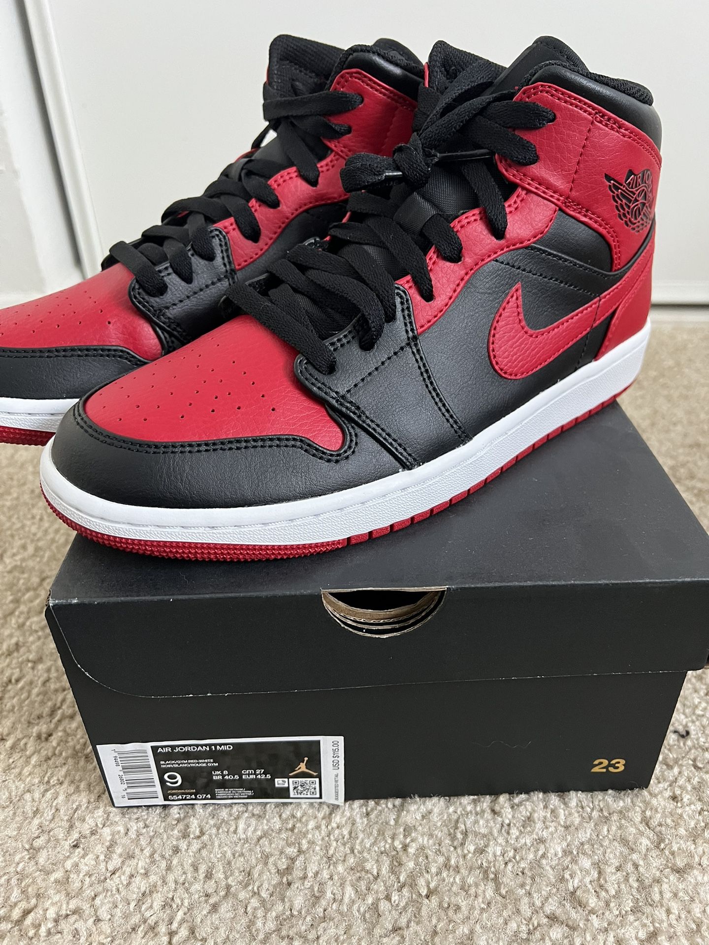 Brand new Jordan Mid Banned (2020)