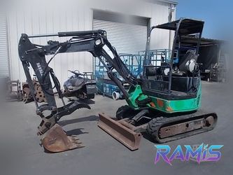 2011 Deere 27D Mini Excavator - Riverside