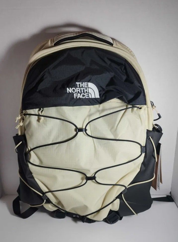 The North Face Borealis 28L Backpack Gravel Black Laptop Sleeve 