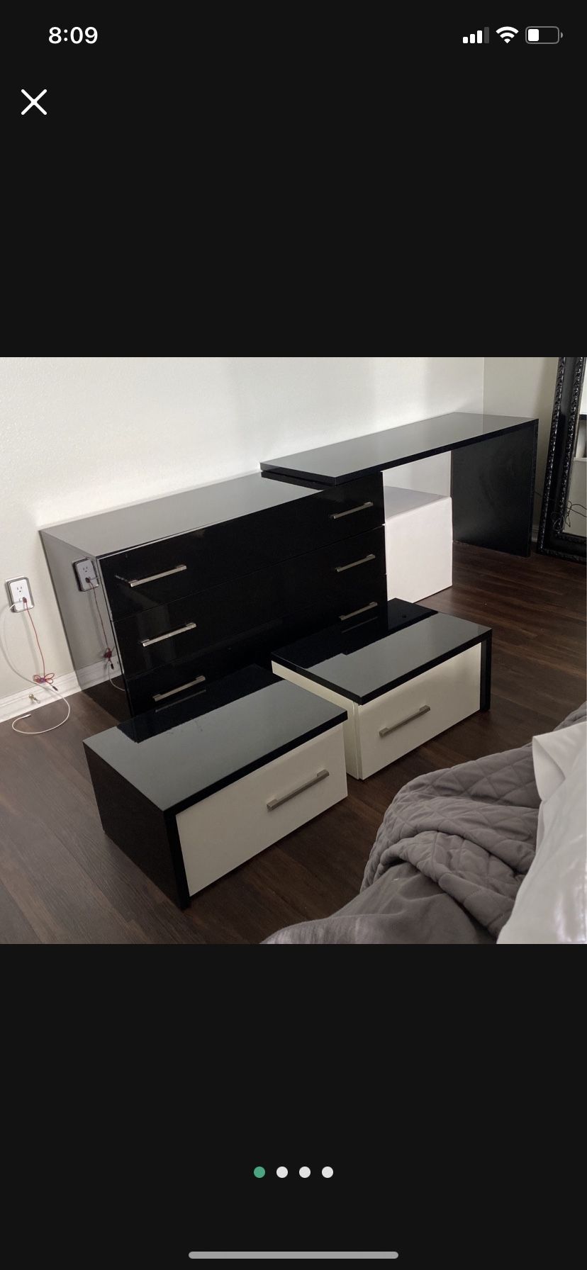 Bedroom Set/night Stands/vanity/desk/ottoman