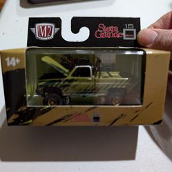 M2 diecast Machines 1976 GMC Sierra Grande 15 4x4
