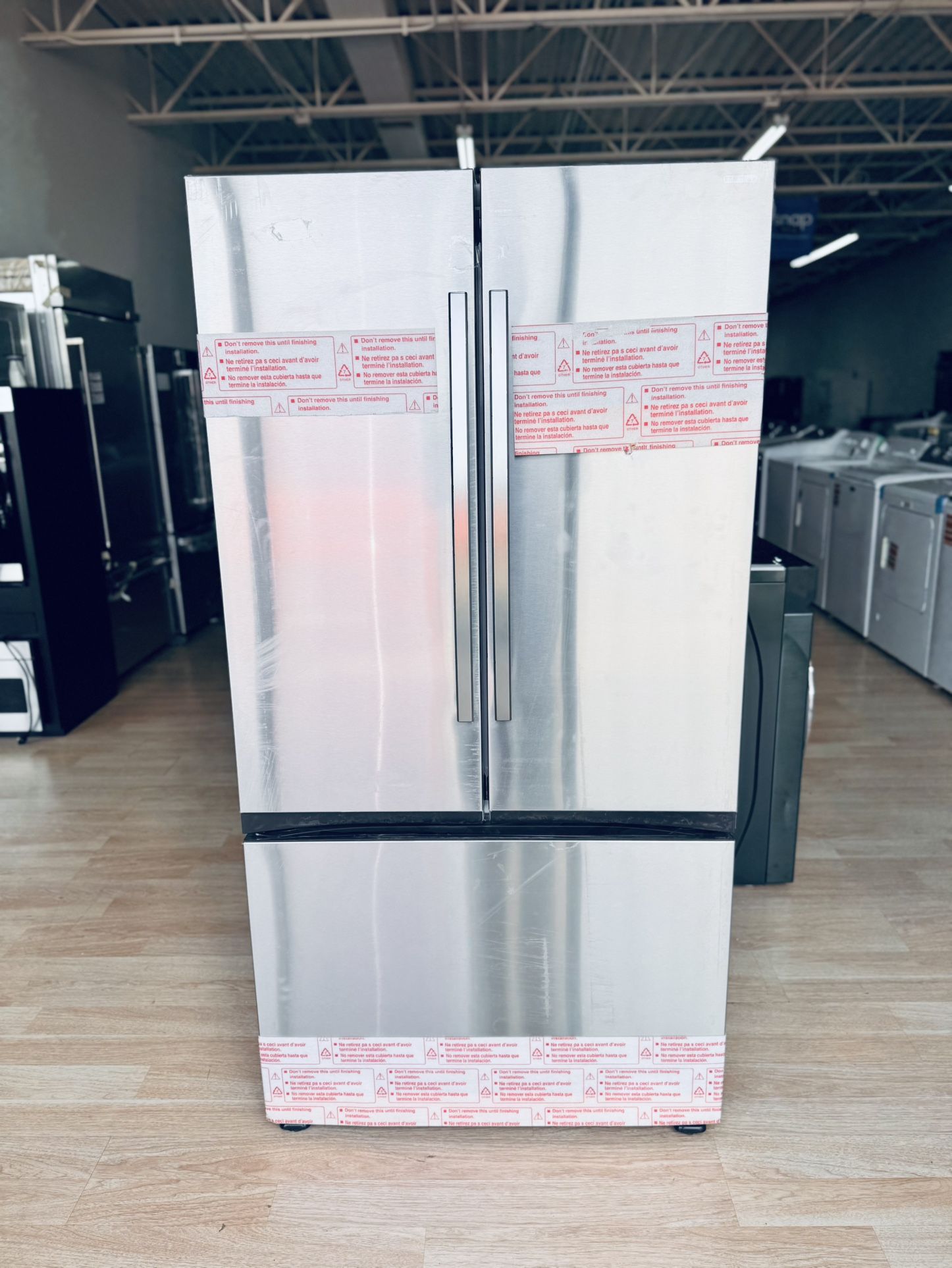 New Samsung - 32 cu. ft. 3-Door French Door Smart Refrigerator with Dual Auto Ice Maker - Fingerprint Resistant Stainless Steel Model: RF32CG5100SR/AA