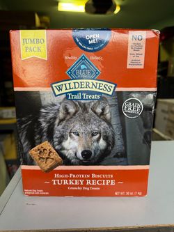 Blue Buffalo Wilderness Trail Treats Grain-Free Turkey Biscuits Dog Treats, 36-oz box