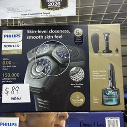 Philips Norelco Shaver 8000