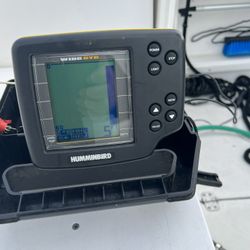 Hummingbird Wide View, Portable Fishfinder, Battery Operated Or 12 V Direct Connection To Boat