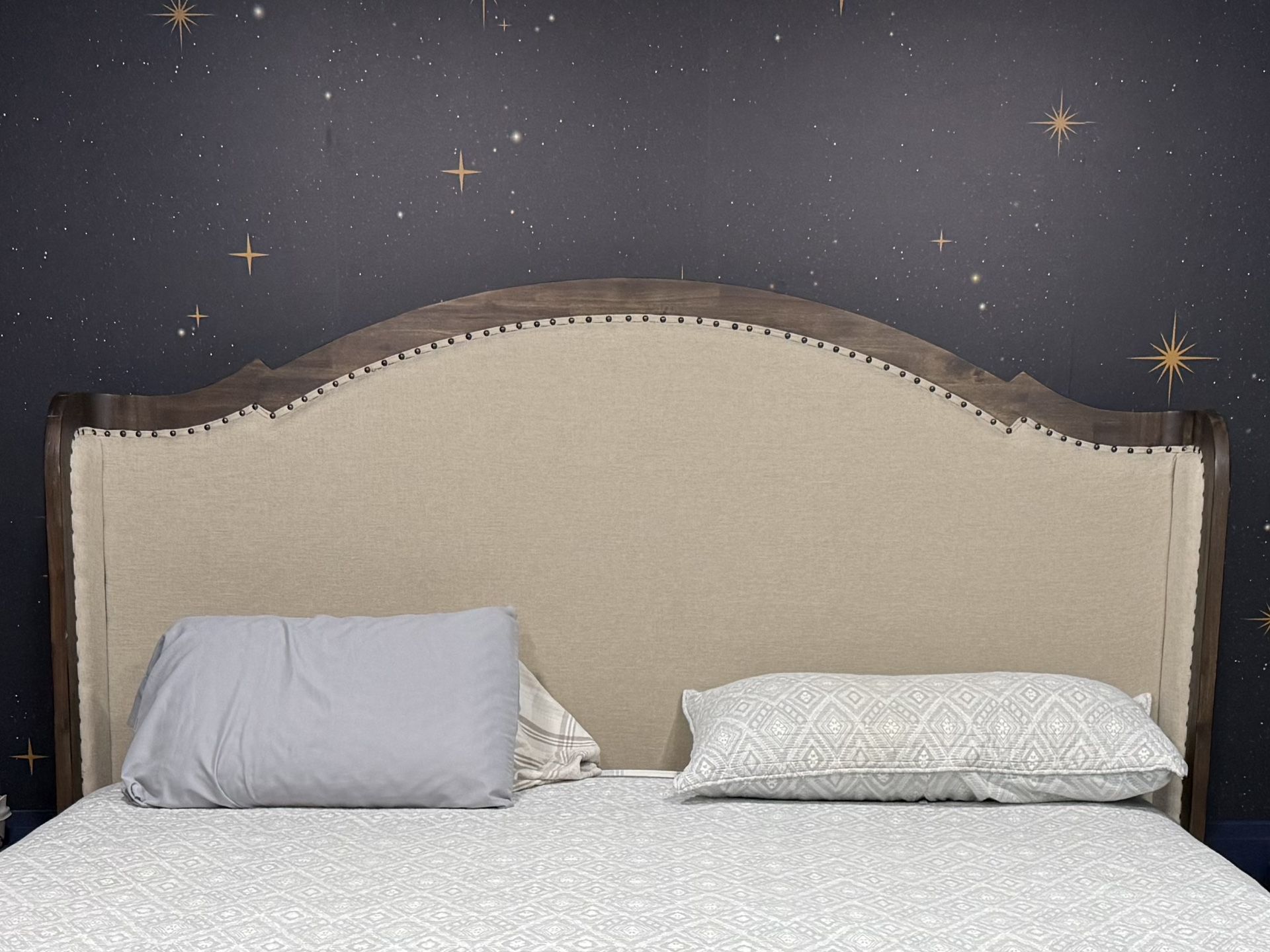 Free - King Headboard 