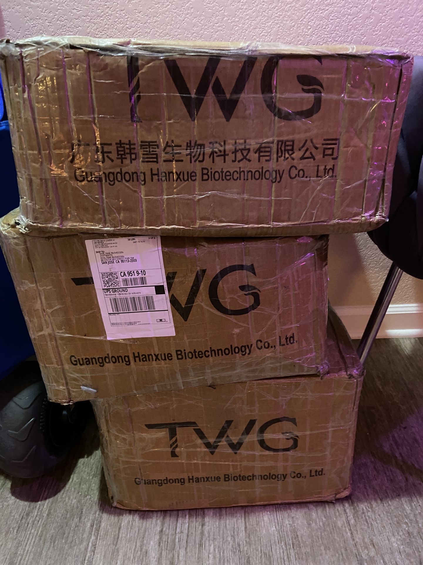 🔥 MOVING SALE — 200x Fat-Burning “Hot Cream” Bottles (Wholesale Lot) — $200 OBO