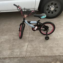 Huffy Spider-Man Bike $10