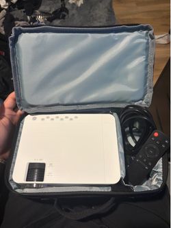 Vankyo Projector