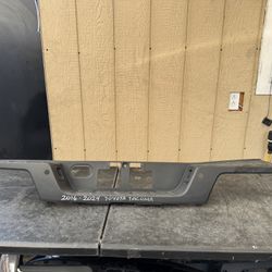2016 2017 2018 2019 2020 2021 2022 2023 2024 TOYOTA TACOMA REAR BUMPER COVER OEM USED 