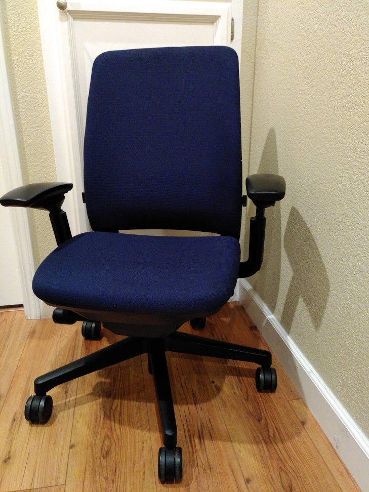 4x Matching Steelcase Amia Ergo Office Chair usa Made Corp.-grade Quality w/ 4d Arms Over $1k On Amz Delivery Possible