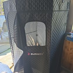 Burneek Sauna And Cold Plunge 