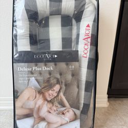 DockATot Deluxe +, “bed in bed crib” Dock A Tot