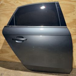 Audi A4 2013-2016 Rear Right Door – Complete Assembly OEM, Excellent Condition