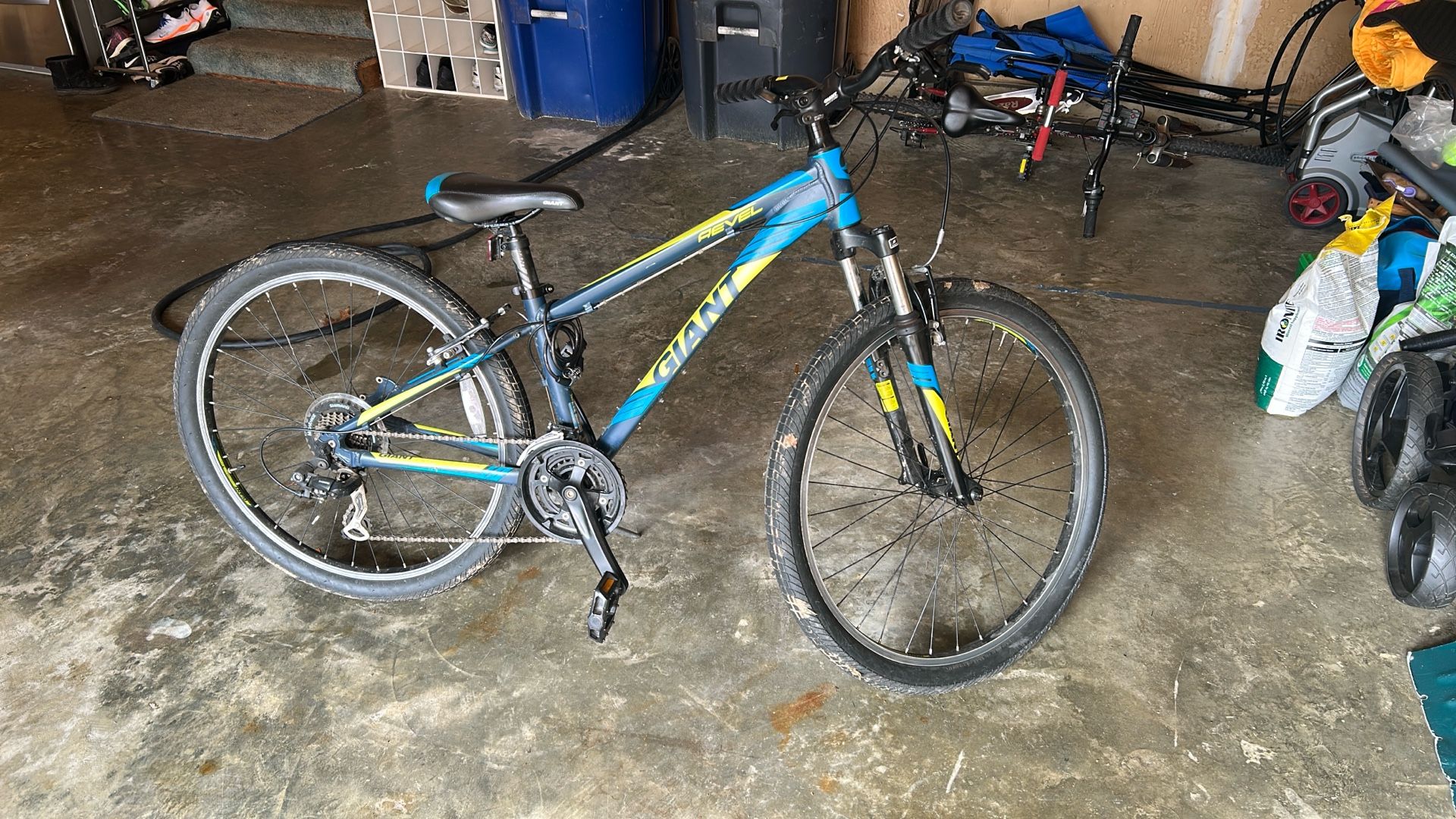 Boy’s Bike Giant Brand