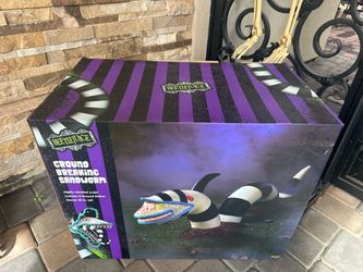 Beetlejuice Ground Breaking Sandworm Halloween Decoration Blow Mold
