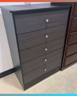 Dresser/ Five drawers dresser