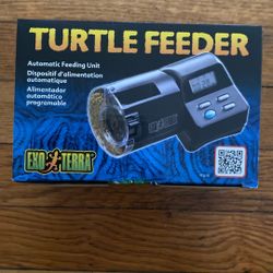 Turtle 🐢 Feeder Automatic Feeds Up To Four Times A Day Regular $65 At Petco 1st $25