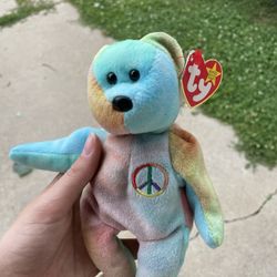 Ty authentic Beanie Baby Peace Bear 