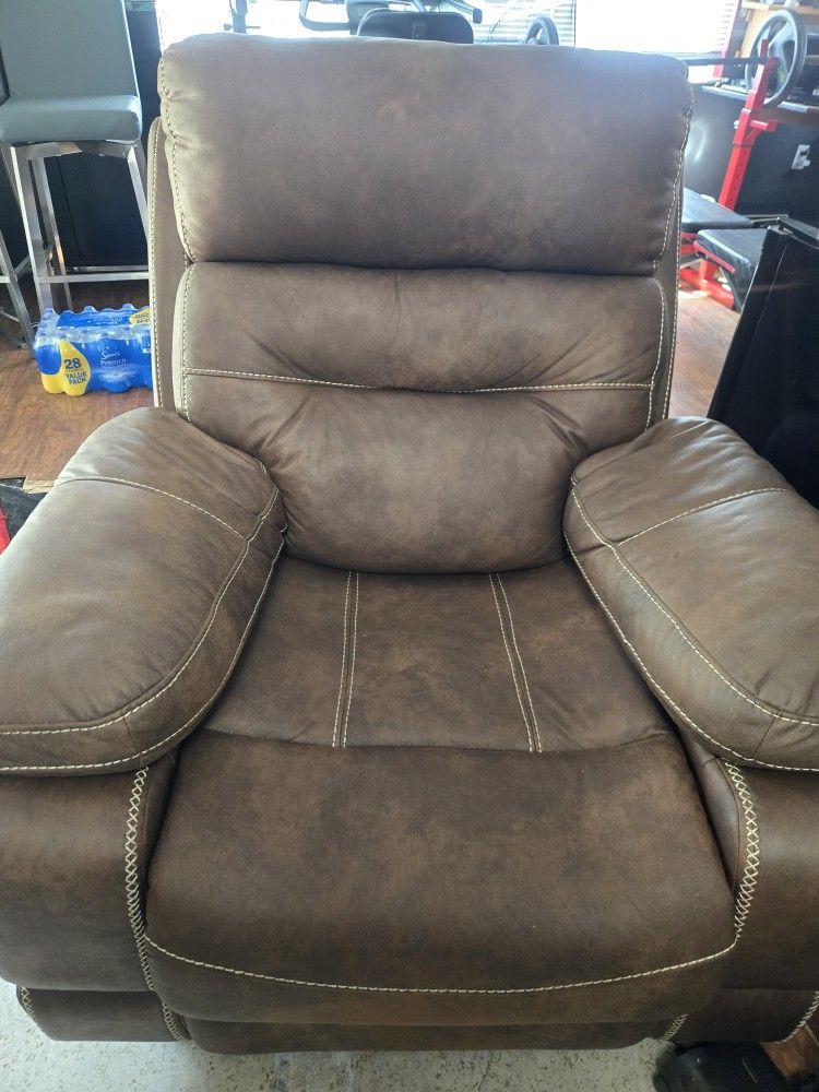 Recliner