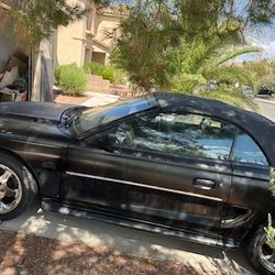 Ford Mustang 