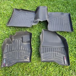 2016 Ford Explorer Weather tech floor mats