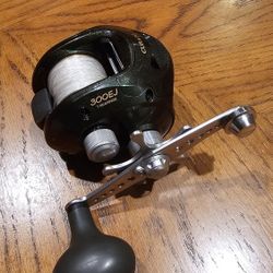 Shimano Curado 300ej 