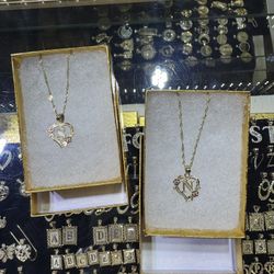 10k Gold Necklaces 