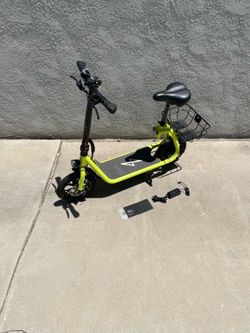 Phantom Commuter R1 electric scooter in a vibrant yellow color